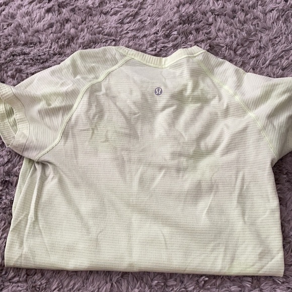 lulu top - Picture 2 of 2